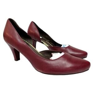 Tsubo women's size 9 M red burgundy leather high heel pumps shoes high heel